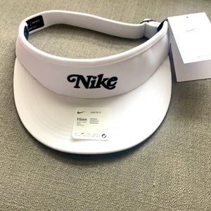 Nike golf visor